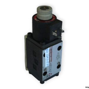 Atos-DHU-0617-18-solenoid-operated-directional-valve-(used)