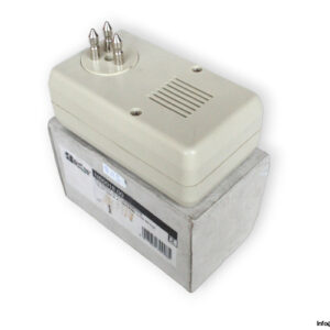 NB0018.00-gable-telephone-with-plug-(new)