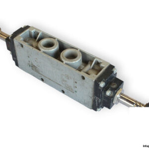 Univer-C-9520-double-solenoid-valve-(used)