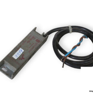 schmersal-BN31-10Y-magnetic-switch-used