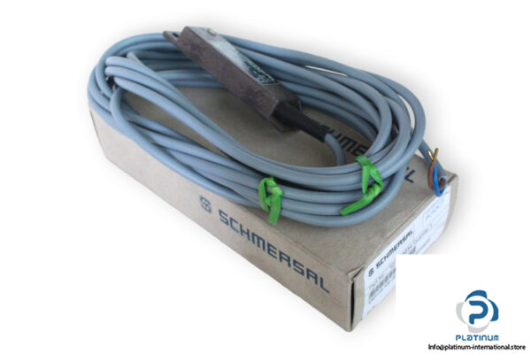 schmersal-USP-CS-100-magnetic-safety-switch-(new)