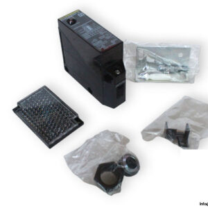 omron-E3JM-R4M4T-G-photoelectric-retro-reflective-sensor-new