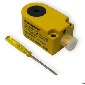 turck-BI6R-W30-DAN6X-H1141-inductive-sensor-(new)