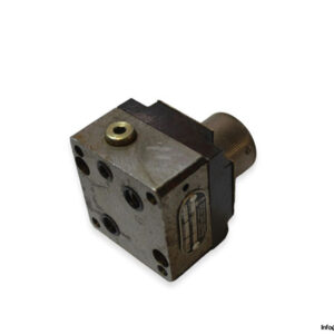 prva-petoletka-1522-52-21-6-flow-control-valve-2