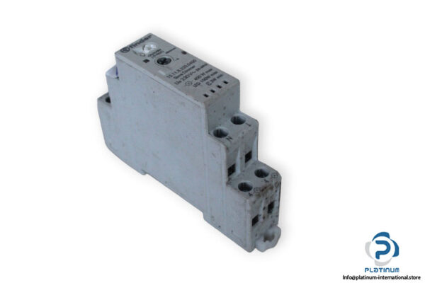 finder-15.11.8.230.0400-slave-dimmer-(used)