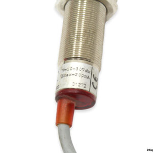 aeco-si18-ce8-pnp-no-inductive-sensor-3