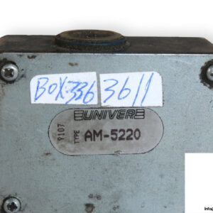 Univer-AM-5220-adjustable-pressure-switch-(used)-1