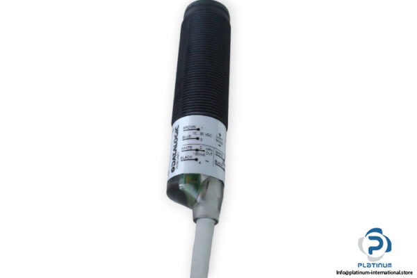 datalogic-S5-5-B3-30-polarized-retro-reflex-sensor-new-3