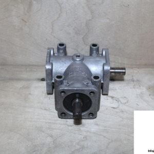 poggi-A2011R1-3D24-2-way-right-angle-gearbox