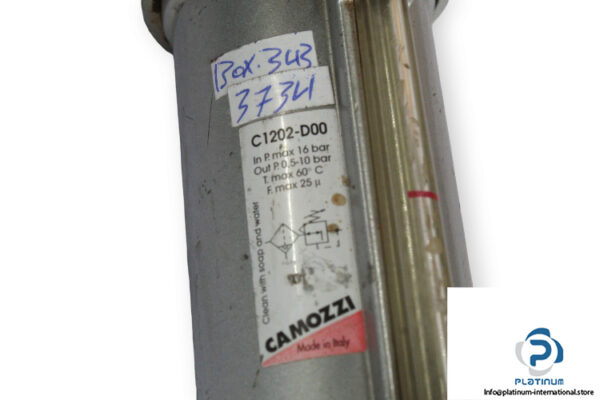 camozzi-C1202-D00-filter-with-regulator-used-2