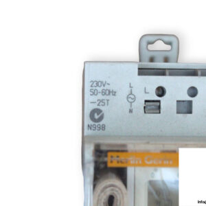 schneider-CCT15720-digital-time-switch-(used)-2