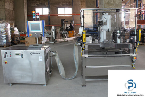 aseptic-technologies-CVF005-LEU-l1-robot-line