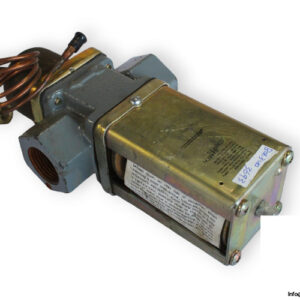johnson-controls-V46AD-9600-water-regulating-valve-(used)
