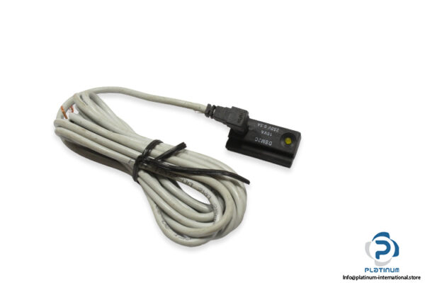 metalwork-DSM2C-magnetic-reed-sensor-used