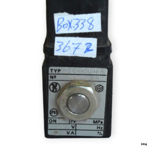 2VE250A-single-solenoid-valve-used-2