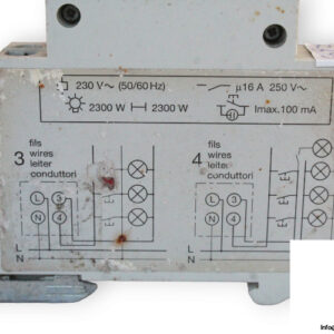 hager-EM001N-time-lag-switch-(Used)-2