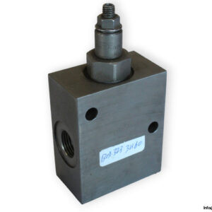 hydac-DRM10130P-01-C-N-060V-pressure-reducing-valve-(used)