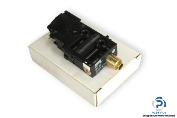 Parker-PS1E116-modular-interface-valve-(new)