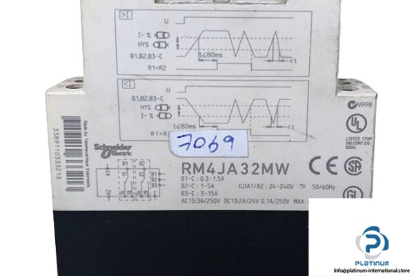 telemecanique-RM4-JA32MW-current-measurement-relay-used-3