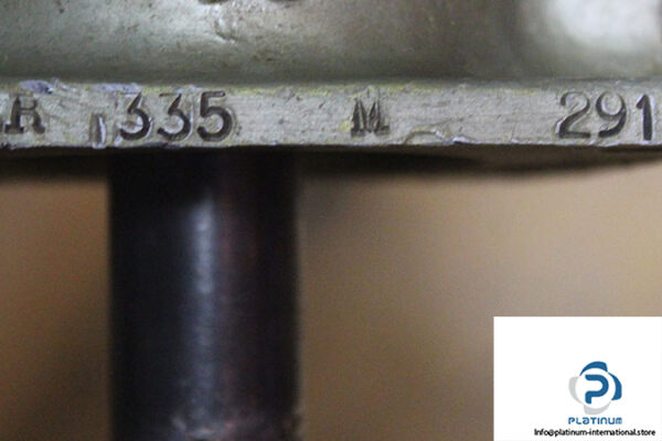 autoclem-r-335-m-291-3-way-right-angle-gearbox-2