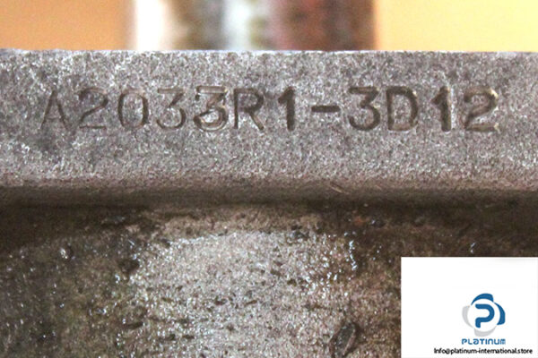 poggi-a2033r1-3d12-3-way-right-angle-gearbox-2