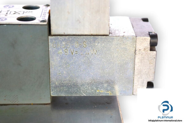 Rexroth-4WE-5-N-4.1_G-48-N-S0-30-solenoid-operated-directional-valve-(new)-2