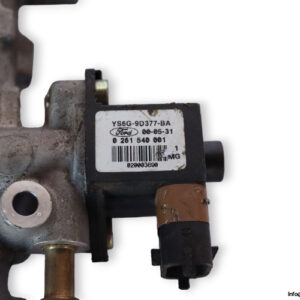 ford-YS6G-9H487-CA-injection-rail-(used)-1
