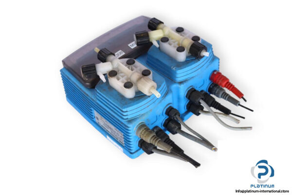 emec-deutschland-WTC-1004-programmable-instrument-with-2-pump-heads-(used)