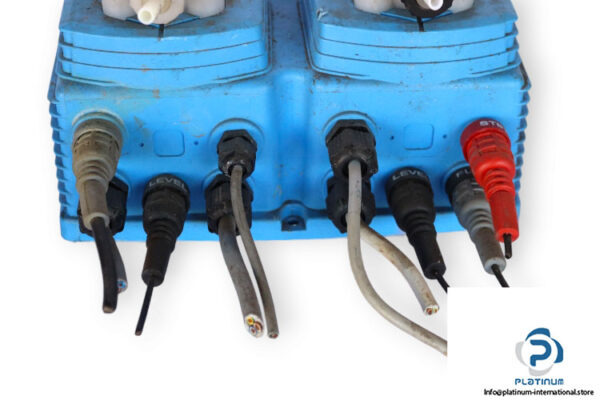 emec-deutschland-WTC-1004-programmable-instrument-with-2-pump-heads-(used)-1