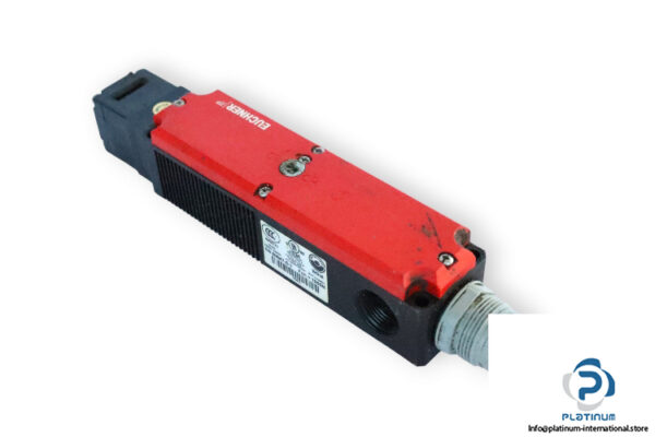 euchner-TP3-4141A024SR11-safety-switch-(used)