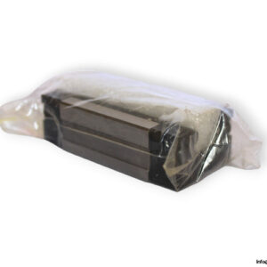 skf-LLTHC-15-U-T1-P5-linear-guideway-carriage-(new)-(carton)-1