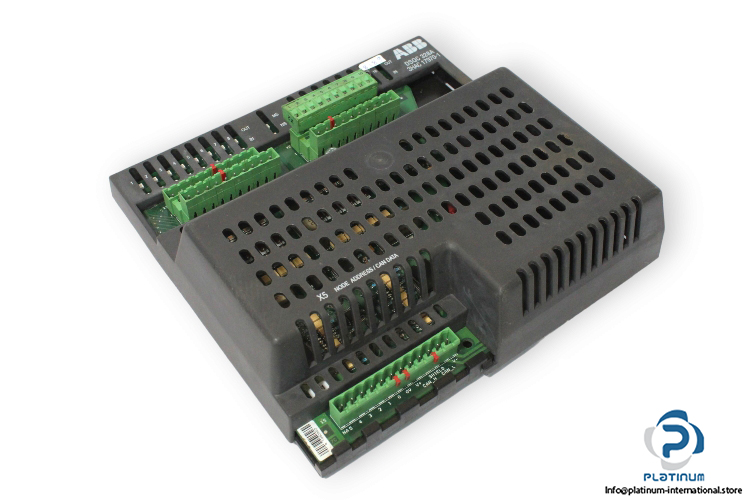 abb-DSQC-328A-3HAC-17970-1-digital-i_o-unit-used