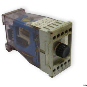 dold-AA-7616.82-timer-used
