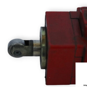 telemecanique-ZCK-J5_ZCK-E62-limit-switch-(Used)-1