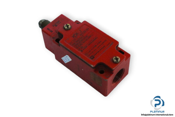 telemecanique-ZCK-J5_ZCKE67-limit-switch-(Used)