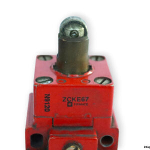 telemecanique-ZCK-J5_ZCKE67-limit-switch-(Used)-1