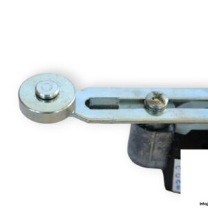 lovato-KB-F2-S11-limit-switch-(new)-1