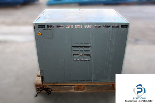 Binder-FED-240-e2-heating-oven-Used-4