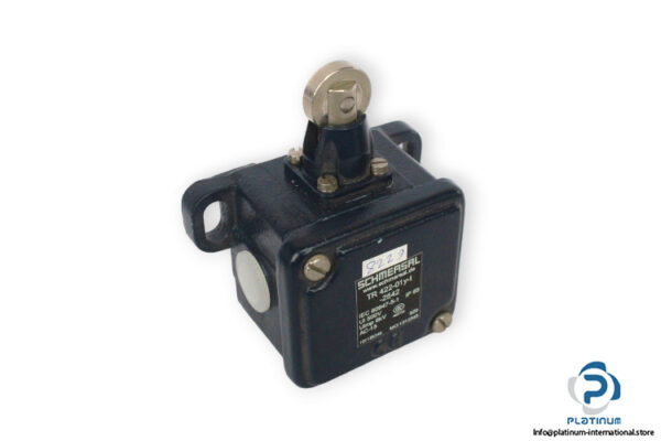 schmersal-TR-422-01Y-T-2542-limit-switch-used