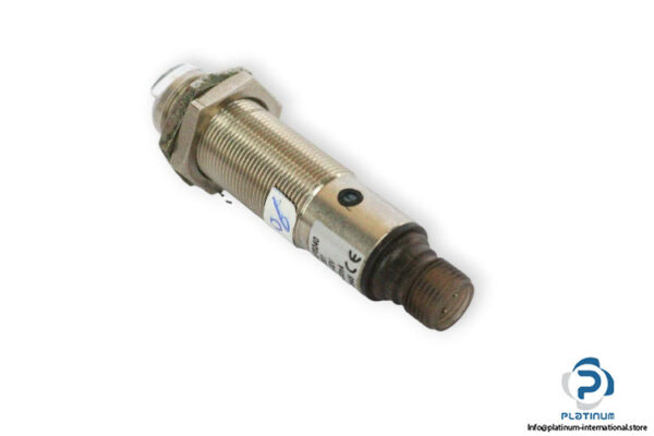 sick-VL18-4P3240-photoelectric-retro-reflective-sensor-(used)