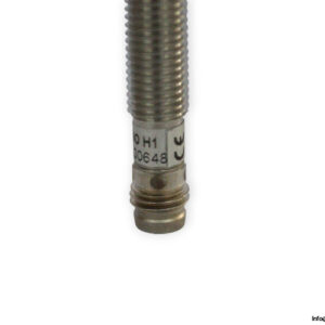 aeco-SI8-C1-PNP-NO-H1-inductive-proximity-sensor-used-5