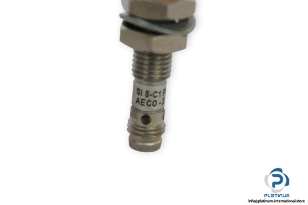 aeco-SI-8-C1-PNP-NO-H1S-inductive-proximity-sensor-used-2