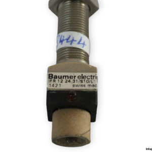 baumer-IFR-12-24-31_S10_l-inductive-sensor-used-3