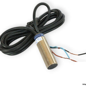 telemecanique-XS1M18PB370-inductive-proximity-sensor-new