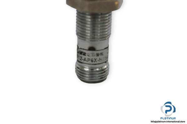 turck-BI4-M12-AP6X-H1141-inductive-sensor-used-6