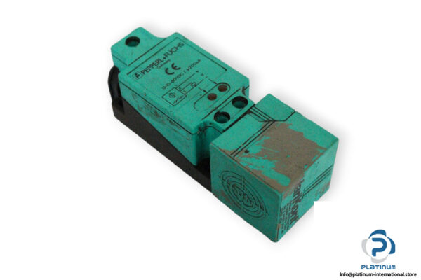 pepperl-fuchs-NJ20E-E2-inductive-sensor-(used)