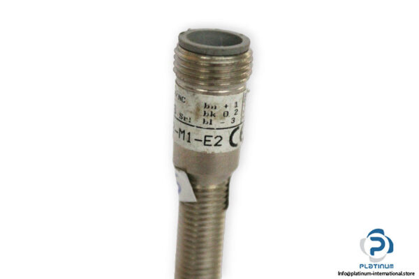 omron-OE-X1R5E2-M1-E2-proximity-sensor-(used)-2