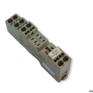 omron-P2RF-08-S-relay-socket-(used)