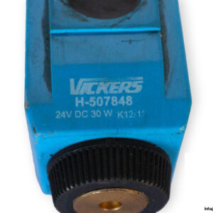 vickers-DG4V-3-2N-VM-U-H7-60-directional-control-valve-used-2