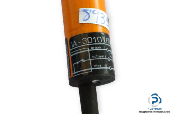 ifm-IA-3010-LBNOG-inductive-sensor-used-2